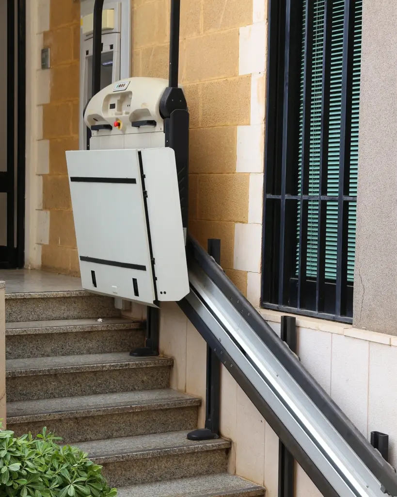 Stairlifts for Ranch Homes: Outdoor Lifts & Entry Access (2026)