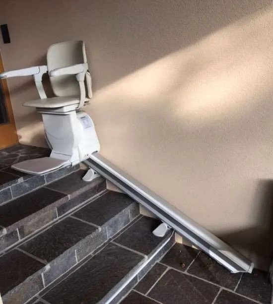 Outdoor stairlift installation in Memorial, TX — Memorial home — 72-hour install for a Houston Methodist hip replacement discharge — photo 2